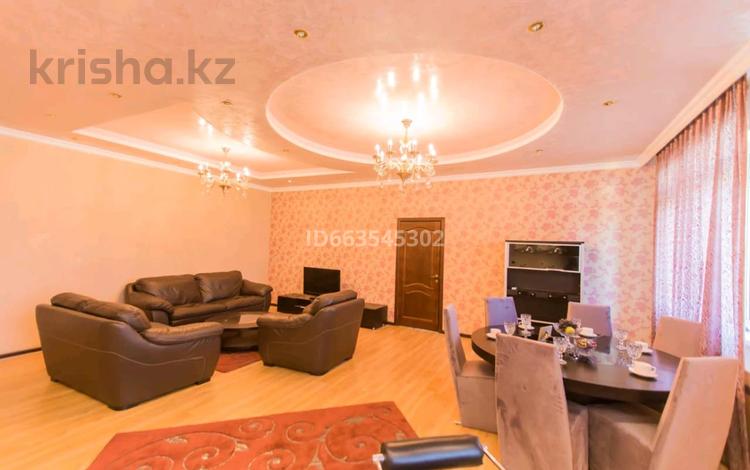 2-бөлмелі пәтер · 100 м² · 14/18 қабат, Абая 150/230 — Тургут Озала, бағасы: 25 000 〒 в Алматы, Бостандыкский р-н — фото 2