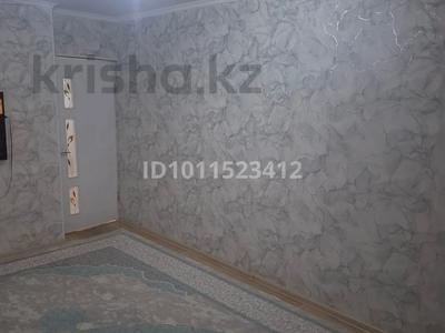 2-бөлмелі пәтер · 47 м² · 2/4 қабат, Шаңырақ ш/а 17 — Шаңырақ ш/а орташа ремонтталған таза үй, бағасы: 9 млн ₸ в Жанаозен