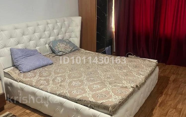 1-бөлмелі пәтер · 32 м² · 1/5 қабат, Привокзальный 26, бағасы: 120 000 ₸ в Атырау, мкр Привокзальный-5 — фото 2