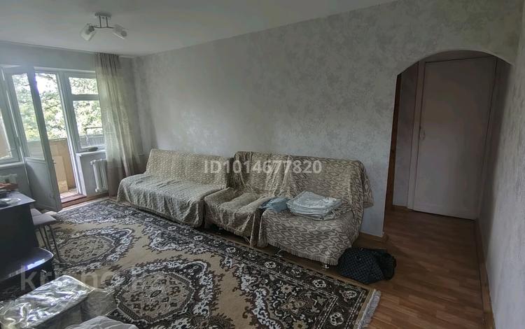 2-комнатная квартира · 45 м² · 4/4 этаж, мкр №5 40 за 250 000 ₸ в Алматы, Ауэзовский р-н — фото 2