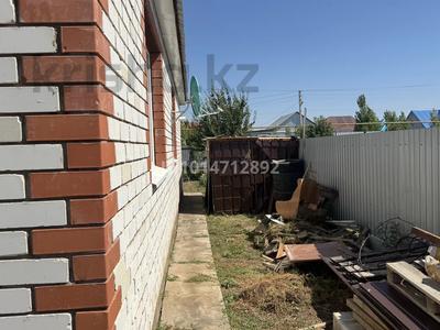 Отдельный дом · 3 комнаты · 100 м² · 5 сот., мкр. Зачаганск пгт — Мкр. Балауса за 33 млн ₸ в Уральске