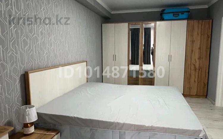 2-комнатная квартира · 60 м² · 1/6 этаж, мкр Шугыла 2/13к16 за 280 000 ₸ в Алматы, Наурызбайский р-н — фото 2
