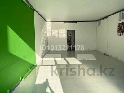 1 комната · 60 м², 11-й микрорайон, Елшибек батыра — Возле парк победы за 300 000 ₸ в Шымкенте, Енбекшинский р-н