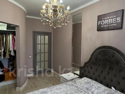 5-бөлмелі пәтер · 144.3 м² · 4/9 қабат, Алтын орда ш/а., Мангилик ел, бағасы: 52 млн ₸ в Актобе, мкр. Алтын орда