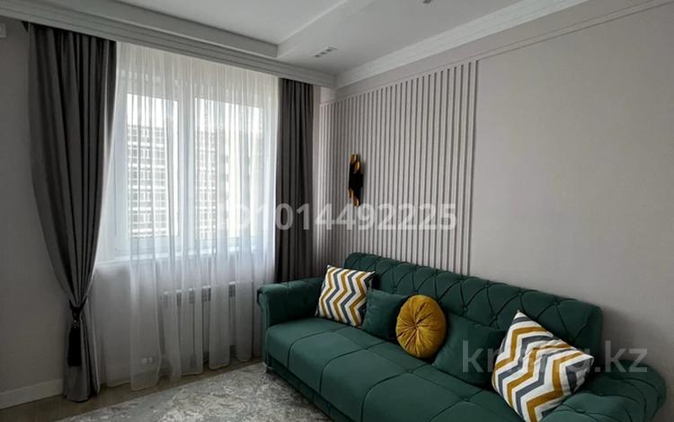 3-комнатная квартира · 92 м² · 8/9 этаж, Роза Багланова за 470 000 ₸ в Астане, Нура р-н — фото 2