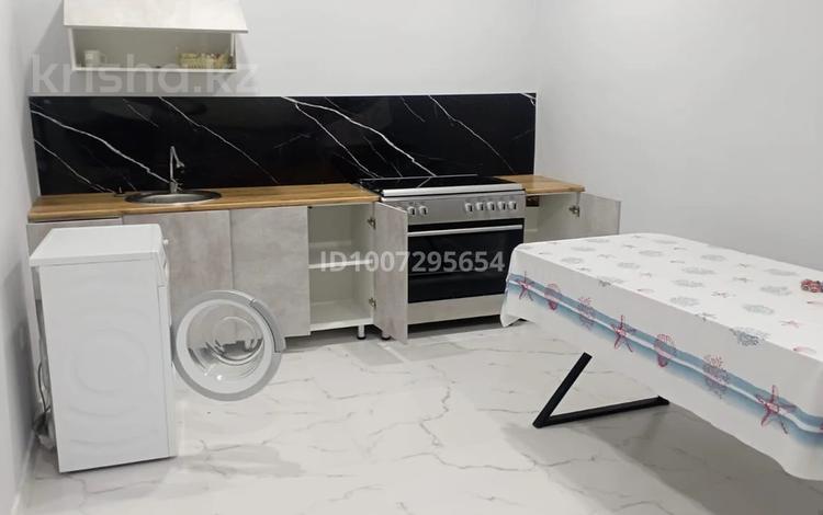Жеке үй · 1 бөлме · 45 м², мкр Жулдыз-2, Жулдыз 2, бағасы: 130 000 〒 в Атырау — фото 2