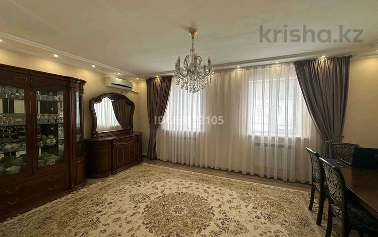 Отдельный дом · 5 комнат · 141.9 м² · 10 сот., Ул.Карасай Батыра 37 за 23 млн 〒 в Атырау, мкр Мирас — фото 19