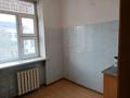 3-комнатная квартира, 64 м², 3/3 этаж, Кабанбай батыра 50 — Абая за 13.2 млн 〒 в Талдыкоргане
