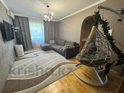 Продажа квартир в Алматы: 5-комнатная квартира · 120 м² · 2/9 этаж, мкр Мамыр-4 304 за 98 млн 〒 5-комнатная квартира · 120 м² · 2/9 этаж, мкр Мамыр-4 304 за 98 млн 〒 в Алматы, Ауэзовский р-н