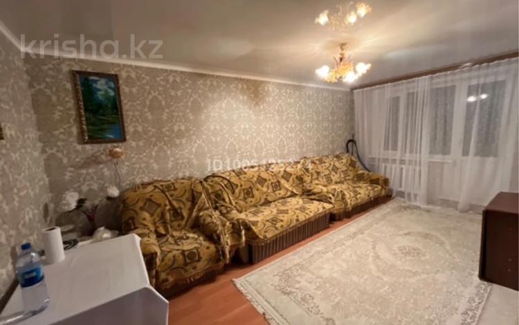2-комнатная квартира · 44.4 м² · 2/5 этаж, Абая 56 — 5 школа,ЦОН,автобусная остоновка,Абай сити,парк победы за 14 млн ₸ — фото 2