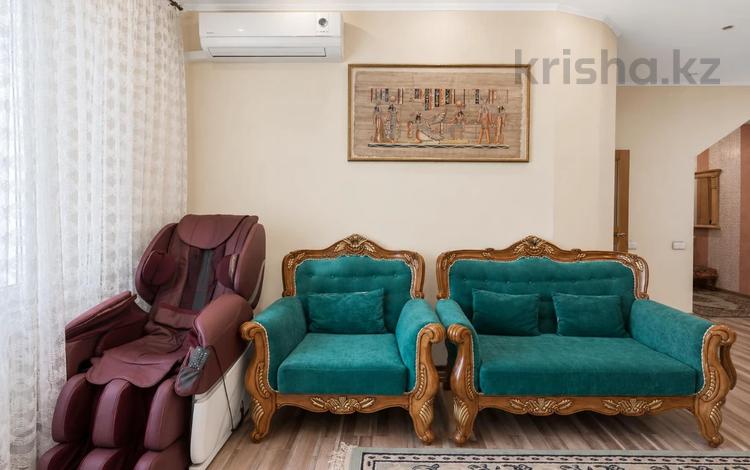 3-комнатная квартира · 134.1 м² · 14/18 этаж, Курмангазы — Муканова - Шевченко за 105 млн ₸ в Алматы, Алмалинский р-н — фото 16