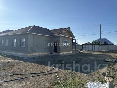 Отдельный дом · 5 комнат · 170 м² · 10 сот., Береке (Память Ильича), Кенесары касымулы 19 — 10көше за 20 млн ₸ в Атырау