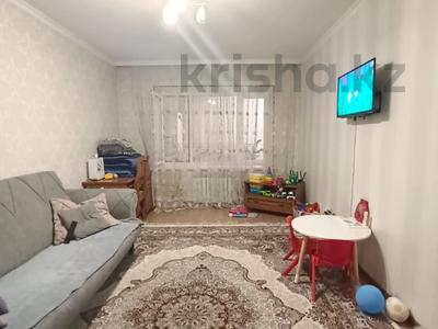 Продажа квартир в Жамбылской обл.: 2-комнатная квартира · 56 м² · 3/5 этаж, Жуанышева за 23 млн 〒 2-комнатная квартира · 56 м² · 3/5 этаж, Жуанышева за 23 млн 〒 в Таразе
