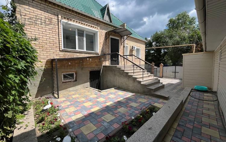 Жеке үй · 4 бөлме · 263.3 м² · 8.3 жүзд., Абая, бағасы: 110 млн ₸ в Костанае — фото 2