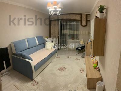 2-комнатная квартира, 50 м², 9/9 этаж, Шапагат за 21 млн 〒 в Караганде, Казыбек би р-н