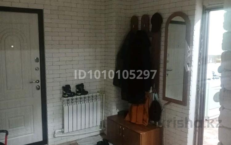 3-комнатная квартира · 70 м² · 3/5 этаж, Молодежная 1 за 15 млн ₸ в Кандыагаш — фото 2