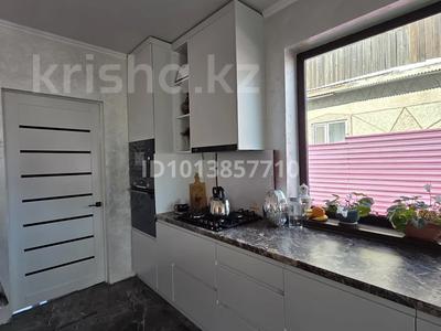 Отдельный дом · 4 комнаты · 100 м² · 10.9 сот., Байтерек 29Б за 42 млн ₸ в 