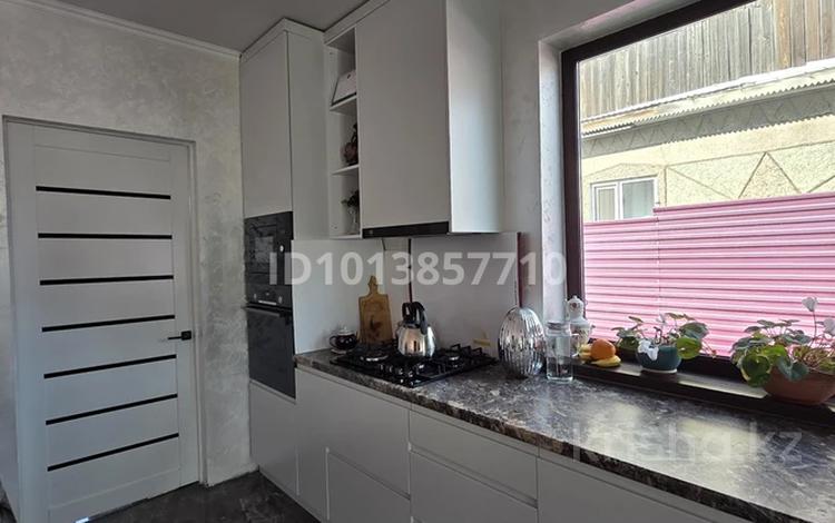 Отдельный дом · 4 комнаты · 100 м² · 10.9 сот., Байтерек 29Б за 42 млн ₸ в  — фото 2