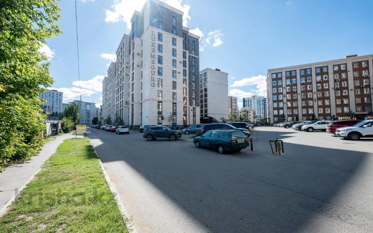 2-бөлмелі пәтер · 61.2 м² · 4/10 қабат, Алихана Бокейхана 15/1, бағасы: 42 млн ₸ в Астане — фото 2