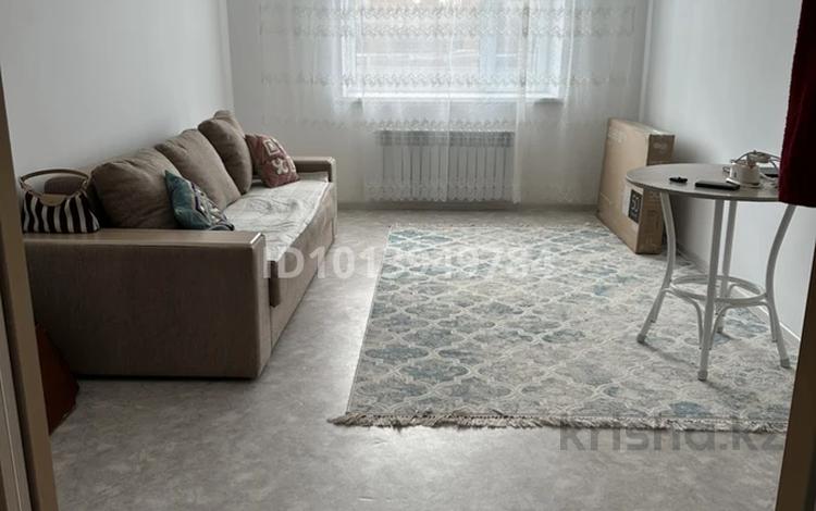3-комнатная квартира · 79.9 м² · 1/5 этаж, Микрорайон Пригородный за 230 000 ₸ в Астане, Есильский р-н — фото 2