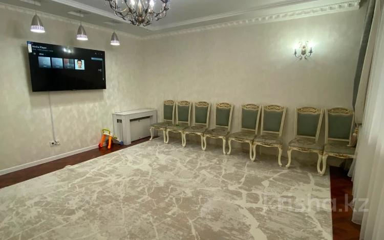 3-комнатная квартира · 125 м² · 2/8 этаж, мкр. Алтын орда, Санкибай Батыра за 46 млн ₸ в Актобе — фото 16