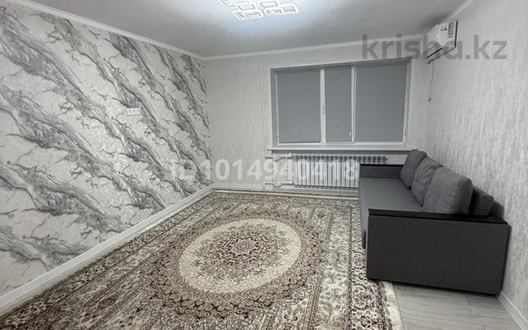3-бөлмелі пәтер · 63.3 м² · 8/9 қабат, Абая 55 — Проспекта Абая уг. улица Курмангазы, бағасы: 25 млн ₸ в Уральске, мкр Школьник — фото 2