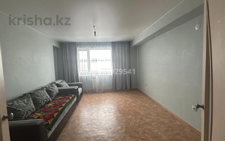 2-бөлмелі пәтер · 65 м² · 6/9 қабат, Аль-Фараби 46 — Есенберлина, бағасы: 25 млн ₸ в Усть-Каменогорске — фото 2