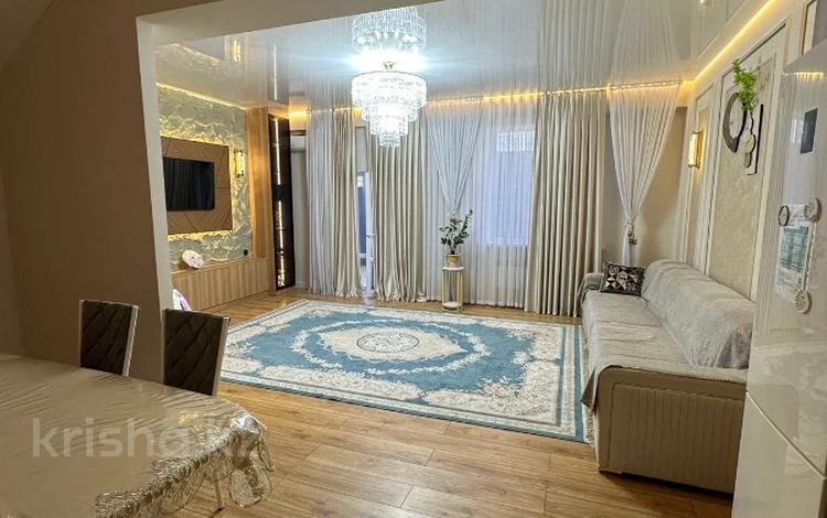 5-бөлмелі пәтер · 256 м² · 2 қабат, Ракышева 14, бағасы: 700 000 ₸ в  — фото 2