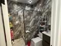 5-бөлмелі пәтер · 256 м² · 2 қабат, Ракышева 14, бағасы: 700 000 ₸ в  — фото 8