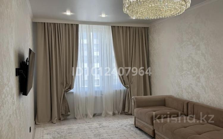 2-комнатная квартира · 79 м² · 13/15 этаж, Абикен Бектурова 11/1 за 350 000 ₸ в Астане, Нура р-н — фото 2