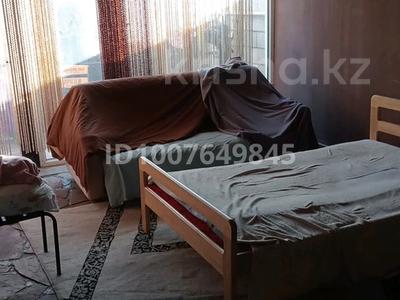 Отдельный дом · 4 комнаты · 250 м², Жибек жолы 4/1 — Устаздар жанында Тулга мектеп В центре за 200 000 〒 в Туркестане