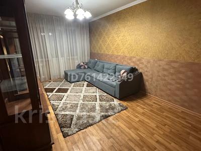 Аренда квартир в Алматы: 3-комнатная квартира · 58 м² · 2/4 этаж · помесячно, мкр №3 15 — По Саина между Абая и Домостроительной за 300 000 〒 3-комнатная квартира · 58 м² · 2/4 этаж · помесячно, мкр №3 15 — По Саина между Абая и Домостроительной за 300 000 〒 в Алматы, Ауэзовский р-н