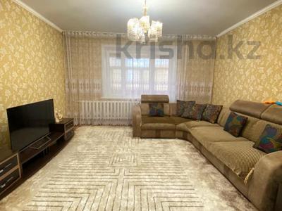 Продажа квартир в Павлодарской обл.: 4-комнатная квартира · 80.4 м² · 7/10 этаж, Сатпаева 8/3 за ~ 23.7 млн 〒 4-комнатная квартира · 80.4 м² · 7/10 этаж, Сатпаева 8/3 за ~ 23.7 млн 〒 в Экибастузе