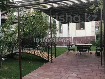 Отдельный дом · 6 комнат · 230 м² · 6 сот., Демесинова 39 — Айтиева-Петрова за 80 млн 〒 в Таразе