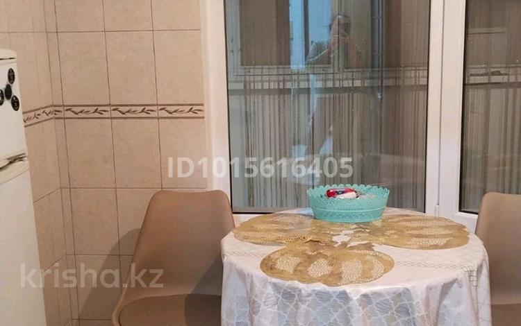 1-бөлмелі пәтер · 43 м² · 4/9 қабат, Достык — Кабанбай Батыр, бағасы: 350 000 ₸ в Алматы, Медеуский р-н — фото 2