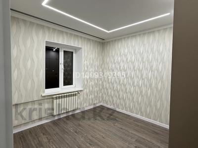 2-бөлмелі пәтер · 56 м² · 5/5 қабат, Айтеке би 3 — Абая Айтеке би, бағасы: 21 млн ₸ в Таразе
