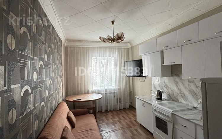 1-комнатная квартира · 42 м² · 2/2 этаж, мкр Новый Город, Комиссарова 23 — Пересечение Ерубаева и Комиссарова, остановка 1000 мелочей за 160 000 ₸ в Караганде, Казыбек би р-н — фото 5
