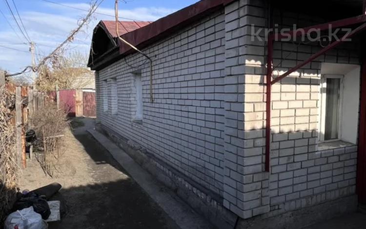Отдельный дом · 3 комнаты · 113 м² · 9.35 сот., Академика Павлова — Жумабаева за 60 млн ₸ в Семее — фото 2