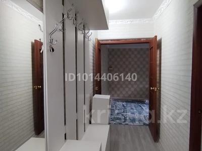2-комнатная квартира · 48 м² · 2/5 этаж, мкр Тастак-2, Тілендиева 18 за 300 000 ₸ в Алматы, Алмалинский р-н