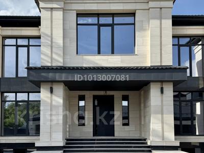 8-комнатная квартира · 340 м², мкр Михайловка , Мкр Михайловка ул.Крылова 77 за 190 млн ₸ в Караганде, Казыбек би р-н