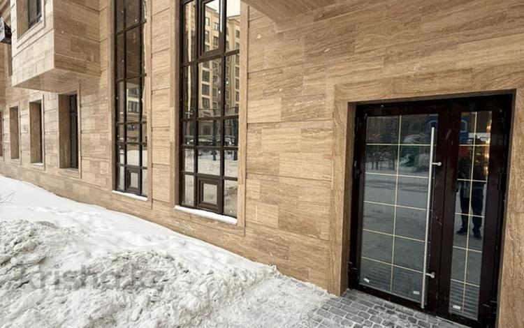 5-бөлмелі пәтер · 150 м² · 1/9 қабат, Илияса Есенберлина 20, бағасы: ~ 70 млн ₸ в Усть-Каменогорске — фото 2