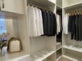 3-бөлмелі пәтер · 90 м² · 1/7 қабат, Театральная — Микрорайон: 15-й. Ориентир: За площадью Мухтара Ауэзова (район кинотеатра «Океан», центр левого берега)., бағасы: 65 млн ₸ в Семее — фото 5