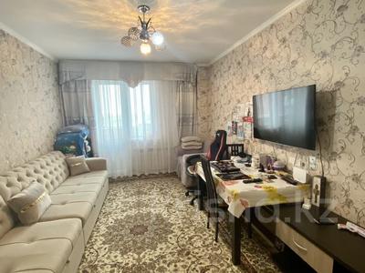 2-комнатная квартира, 54 м², 9/15 этаж, Айнаколь 58 за 21.5 млн 〒 в Астане, Алматы р-н