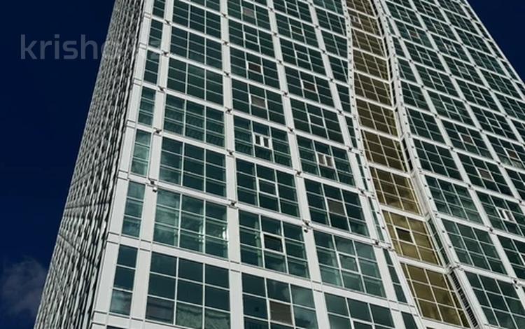 5-комнатная квартира · 310 м² · 23/37 этаж, Желтоксан 2 за 650 000 ₸ в Астане, Сарыарка р-н — фото 2