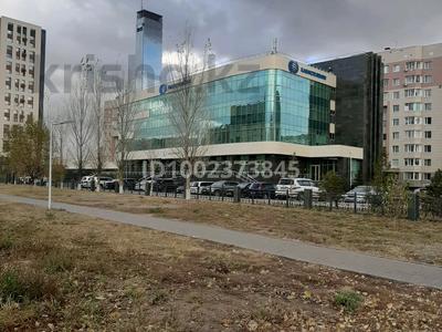 2-комнатная квартира · 53.5 м² · 3/9 этаж, Сауран 12/1 — Казахтелеком за 30 млн 〒 в Астане, Есильский р-н