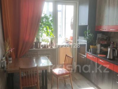 Продажа квартир в Алматы: 2-комнатная квартира · 58.2 м² · 12/12 этаж, мкр Акбулак, Дарабоз 1-83 — Момышулы за 30 млн 〒 2-комнатная квартира · 58.2 м² · 12/12 этаж, мкр Акбулак, Дарабоз 1-83 — Момышулы за 30 млн 〒 в Алматы, Алатауский р-н