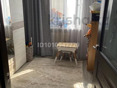 3-бөлмелі пәтер · 56 м² · 2/2 қабат, Каменный карьер 9, бағасы: 12 млн ₸ в Макинске