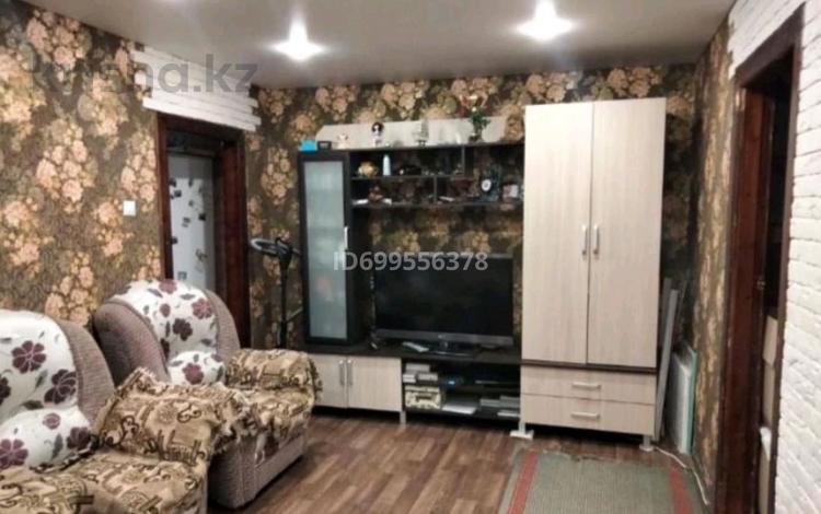 4-комнатная квартира · 70 м² · 4/5 этаж, Ломова 50 — Абая ломова за 150 000 〒 в Павлодаре — фото 2