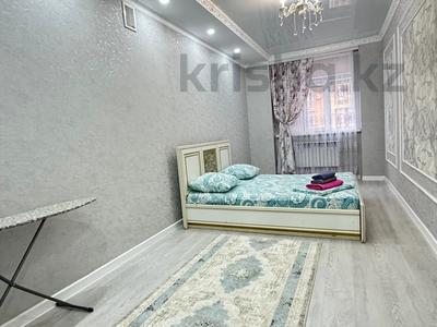 2-комнатная квартира · 61 м² · 2/14 этаж · посуточно, 17-й мкр 6 за 13 000 〒 в Актау, 17-й мкр