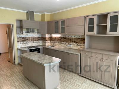 2-комнатная квартира · 87.7 м² · 17/25 этаж, мкр 11 за 26.5 млн 〒 в Актобе